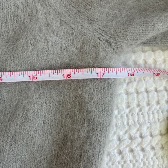 Vtg Ballet Faux Wrap Sweater Angora Blend Women M Gray Moda Int’l Soft‎ Fuzzy - Picture 9 of 12